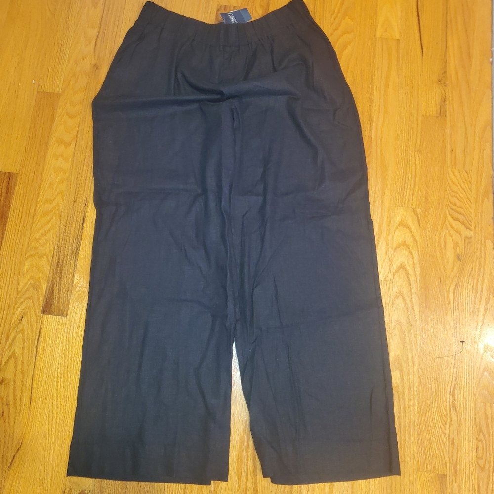 NWT Black linen pants!!